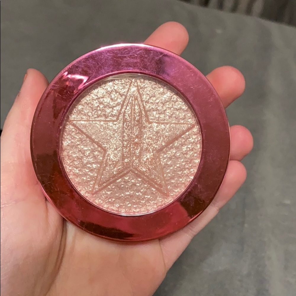 Jeffree Star Supreme Frost